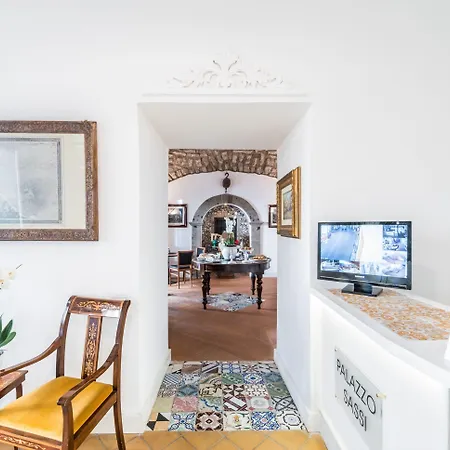 Vendégház Palazzo Sassi 3*